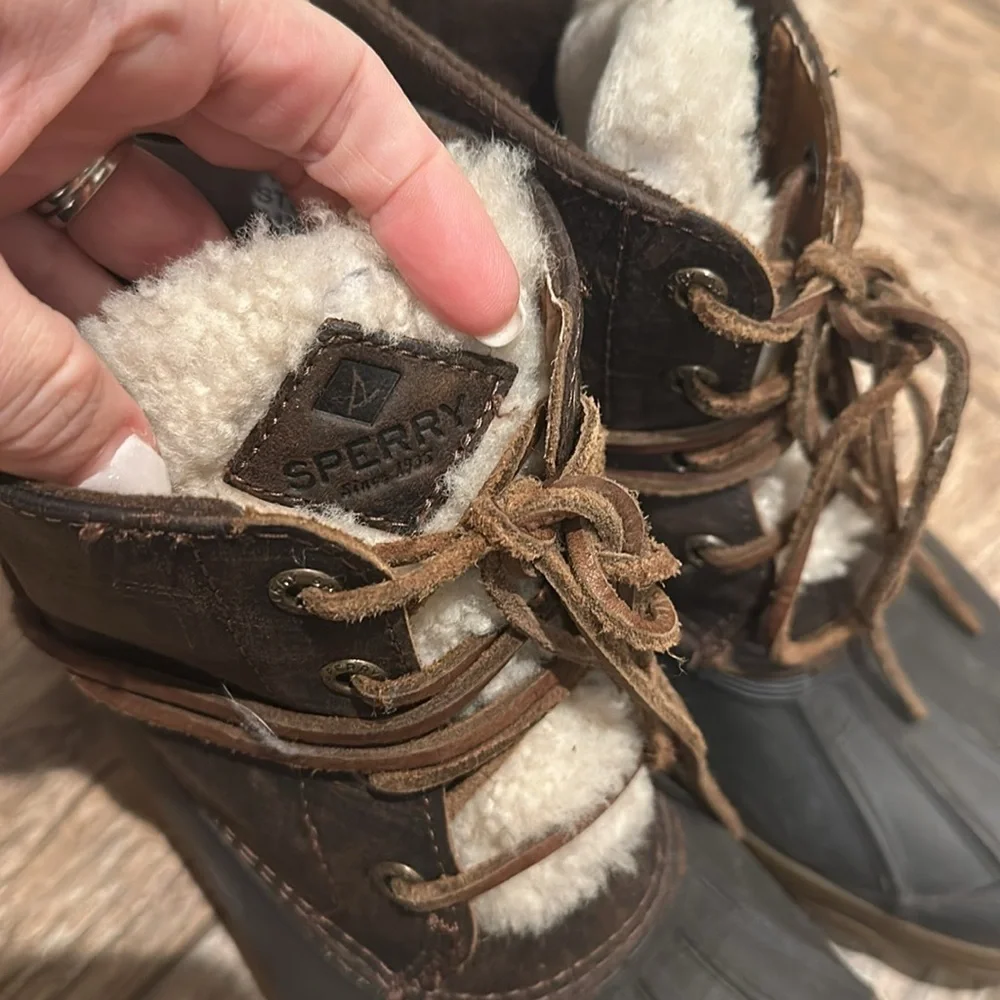 Sperry Top Sider Leather brown lace up Sherpa Duck Boots Womens 6